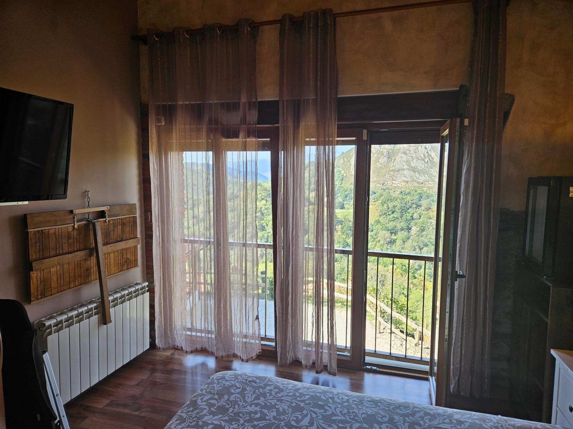 Hotel Granja Paraiso, Oasis Rural & Bienestar Onís Eksteriør bilde